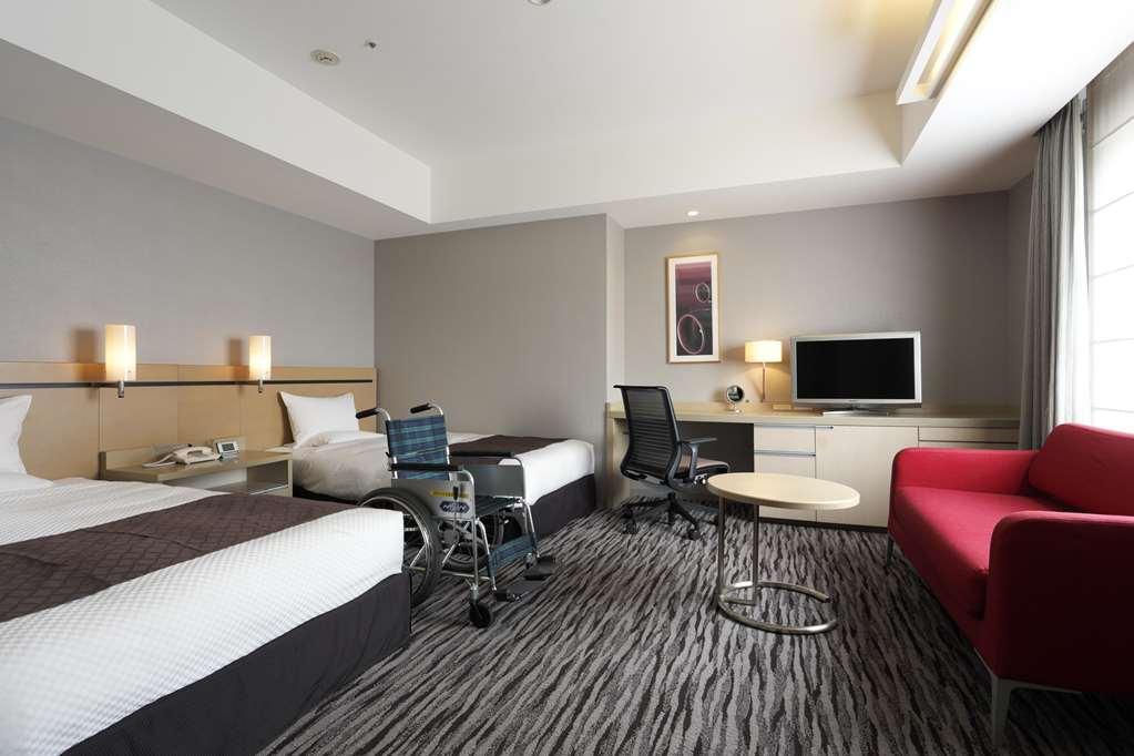 Haneda Excel Hotel Tokyu Haneda Airport Terminal 2 Токио Ресторант снимка